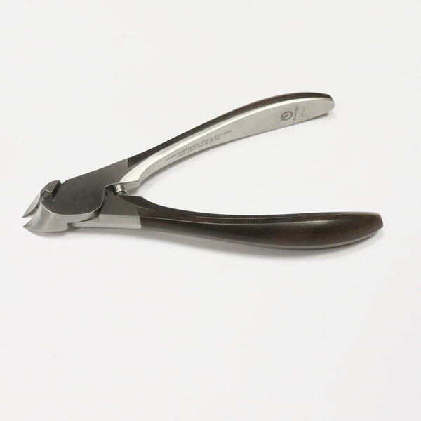 Masterpiece Nipper - Ebony Suwada London